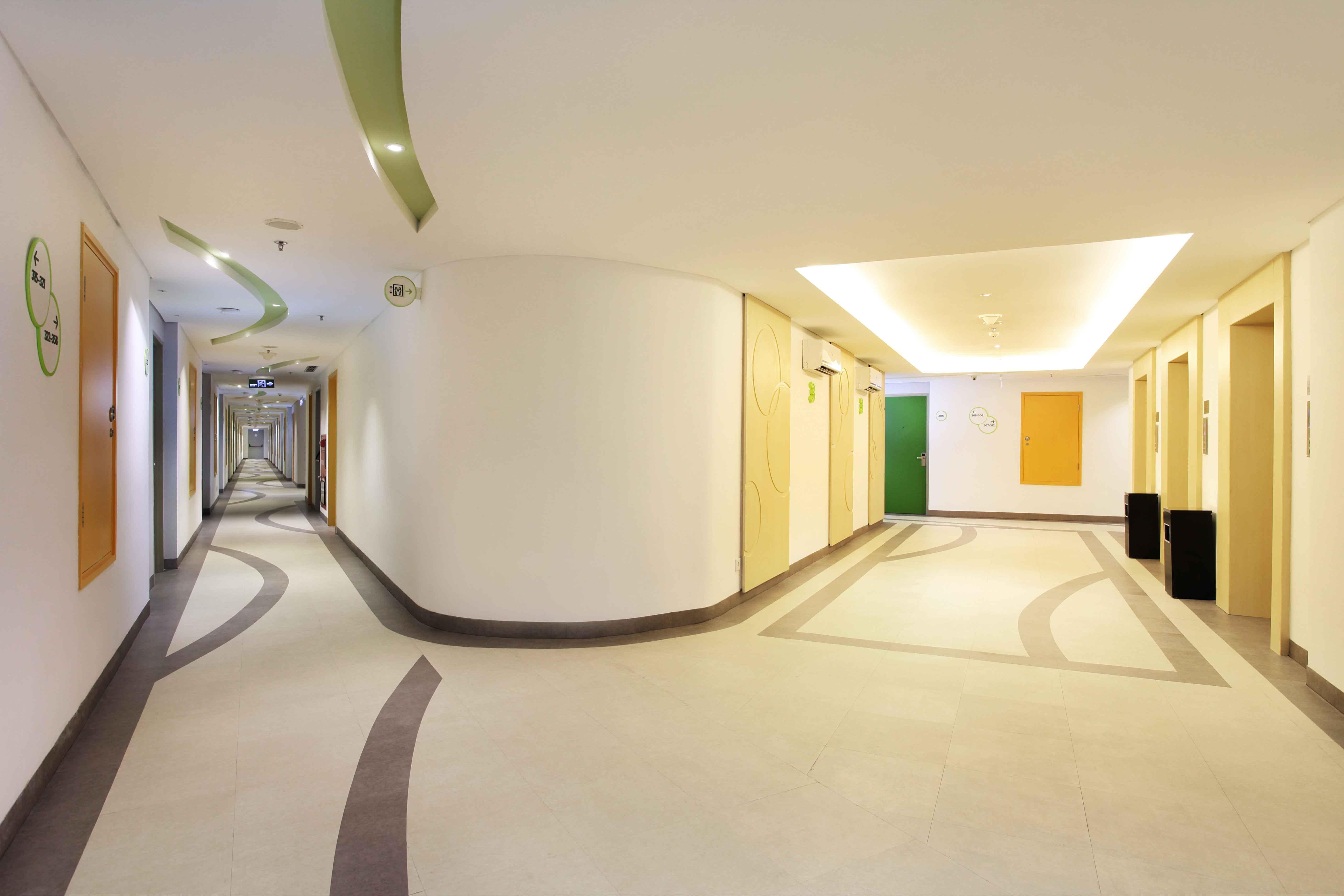Zest Airport Jakarta By Swiss-Belhotel International Tangerang Exterior foto