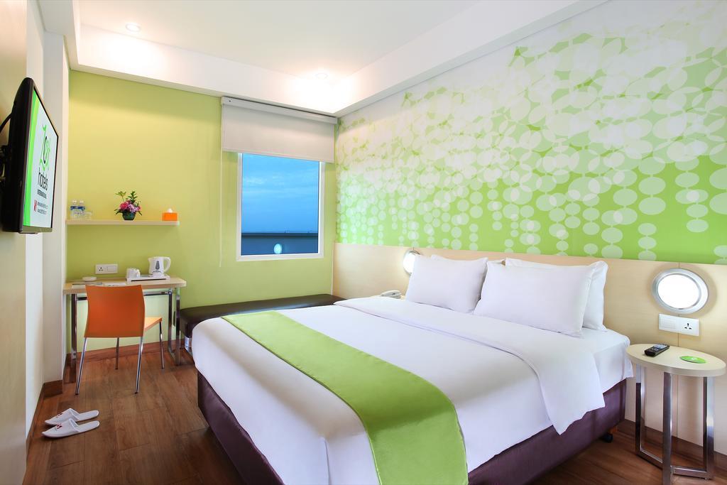 Zest Airport Jakarta By Swiss-Belhotel International Tangerang Exterior foto